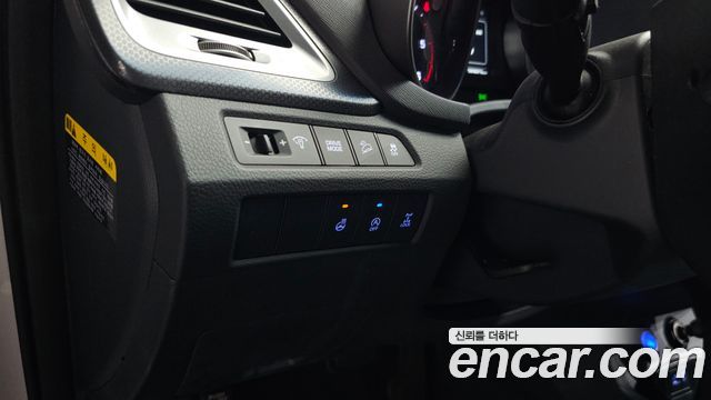 Hyundai Santafe 2018 — photo 22
