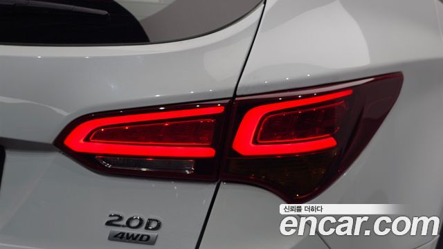 Hyundai Santafe 2018 — photo 9