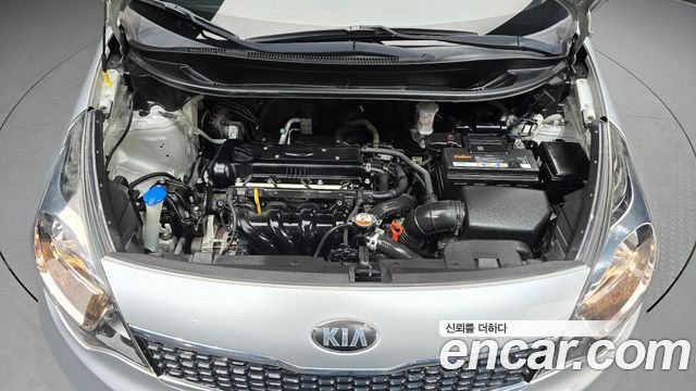 Kia pride 2016 — photo 6
