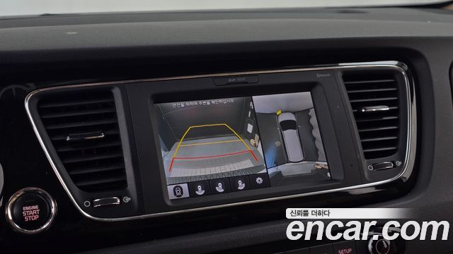 Kia Canival 2018 — photo 21