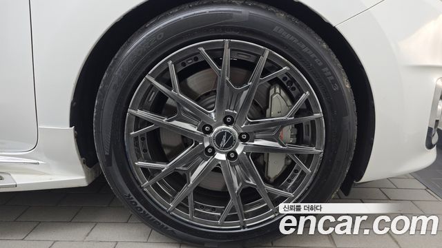 Kia Canival 2018 — photo 7