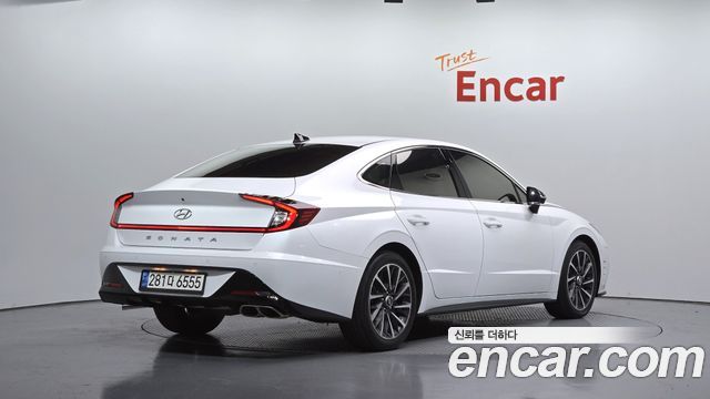 Hyundai Sonata 2022 — photo 2