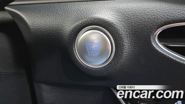 Hyundai Sonata 2022 — photo 19