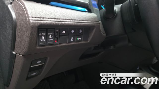 Honda Odyssey 2023 — photo 32
