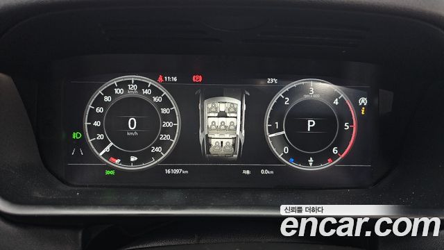 Land Rover Discovery 2018 — photo 11