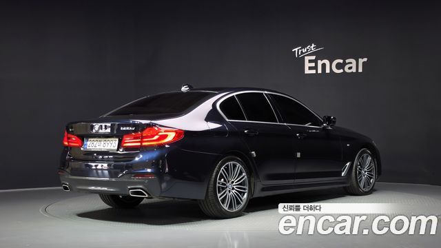 BMW 5-Series 2020 — photo 2