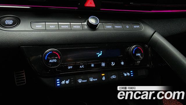 Hyundai AVANTE 2021 — photo 23