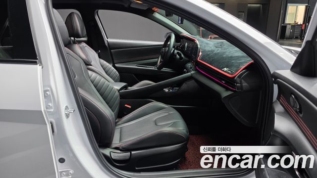 Hyundai AVANTE 2021 — photo 16