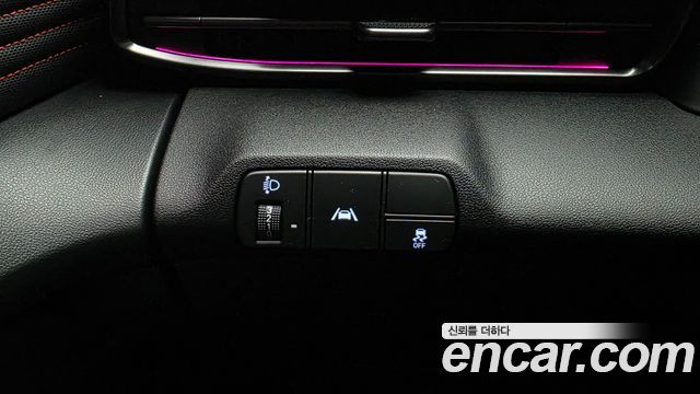 Hyundai AVANTE 2021 — photo 28