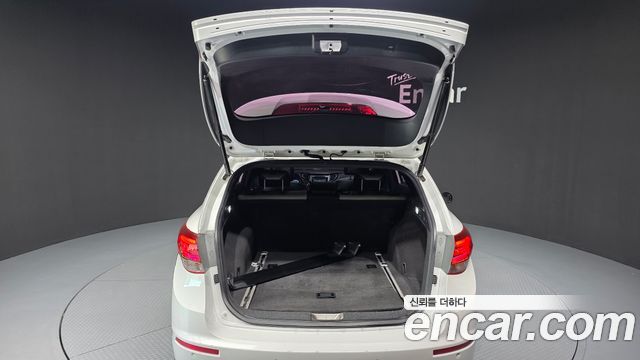 Hyundai i40 2017 — photo 26