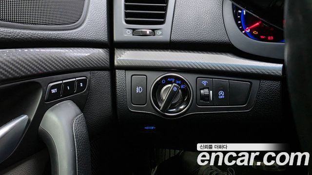 Hyundai i40 2017 — photo 28