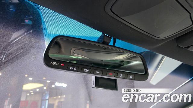 Hyundai i40 2017 — photo 32