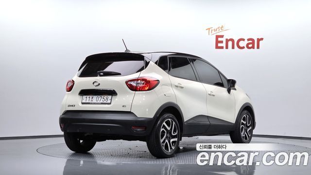 Renault Korea QM3 2016 — photo 2