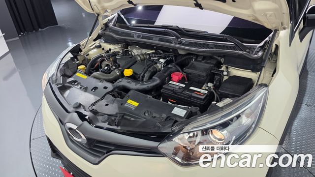 Renault Korea QM3 2016 — photo 6