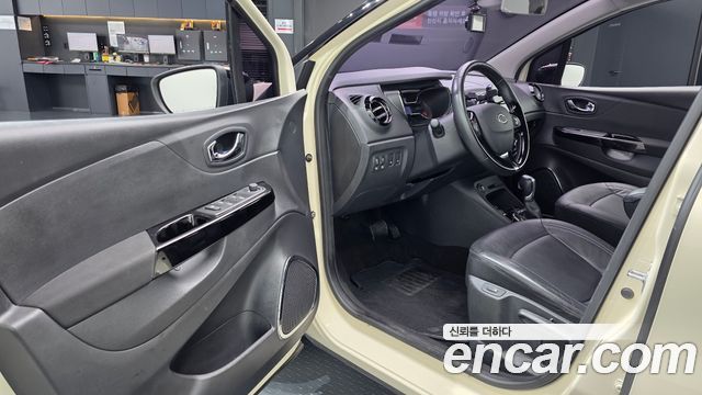 Renault Korea QM3 2016 — photo 13