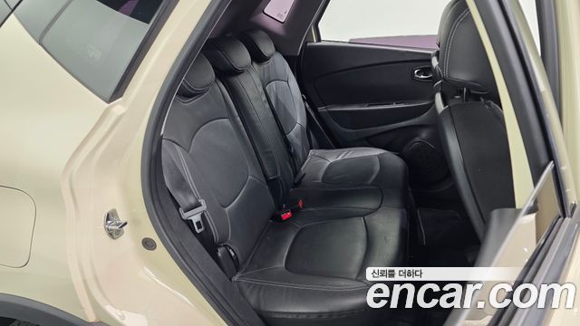 Renault Korea QM3 2016 — photo 17