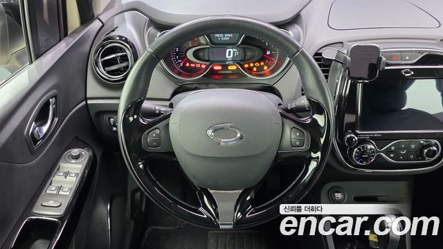 Renault Korea QM3 2016 — photo 19