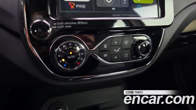 Renault Korea QM3 2016 — photo 23