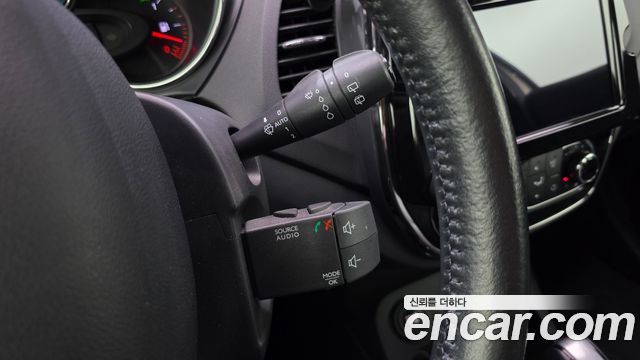 Renault Korea QM3 2016 — photo 24