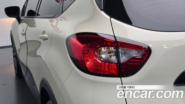 Renault Korea QM3 2016 — photo 9