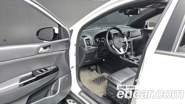 Kia Sportage 2022 — photo 13