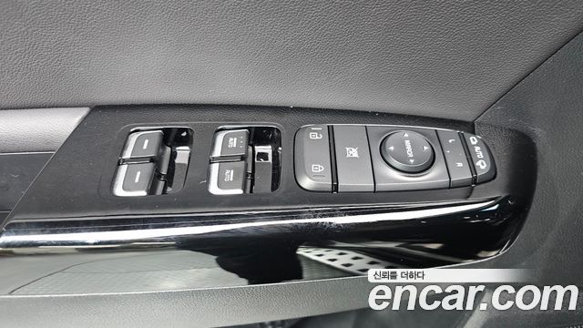 Kia Sportage 2022 — photo 23