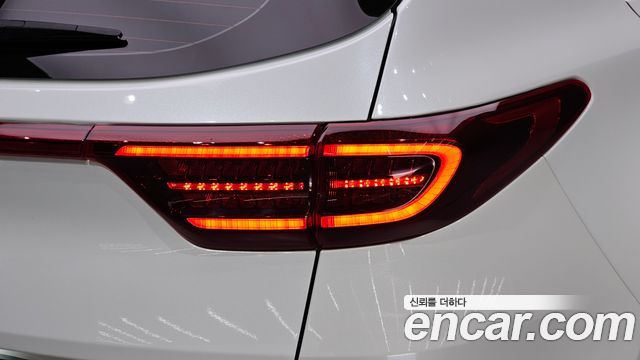 Kia Sportage 2022 — photo 9