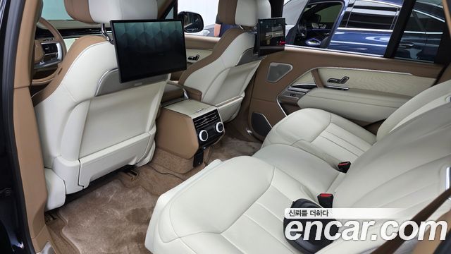 Land Rover Range Rover 2025 — photo 17