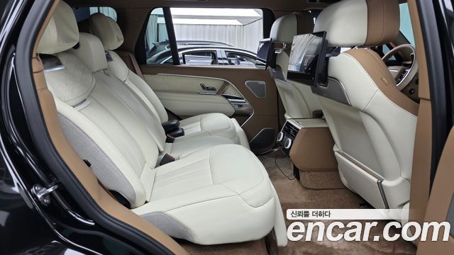 Land Rover Range Rover 2025 — photo 18