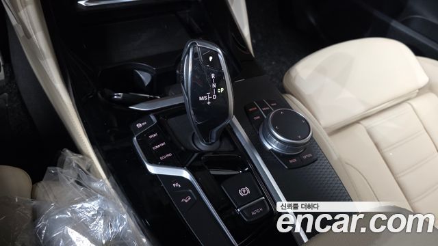 BMW X4 2020 — photo 12