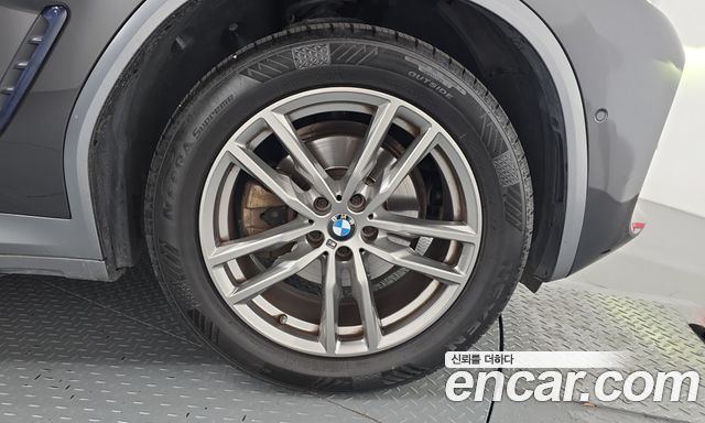 BMW X4 2020 — photo 7