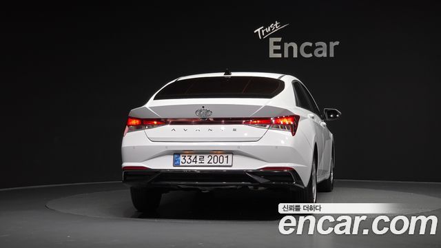 Hyundai AVANTE 2023 — photo 4