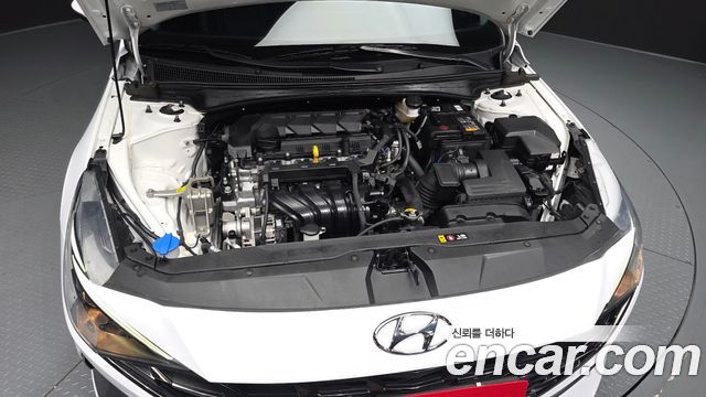 Hyundai AVANTE 2023 — photo 6