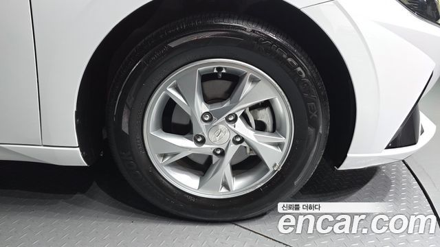 Hyundai AVANTE 2023 — photo 7