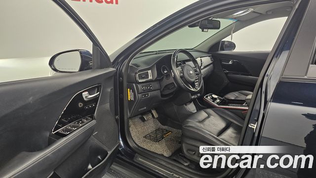 Kia Niro 2019 — photo 10
