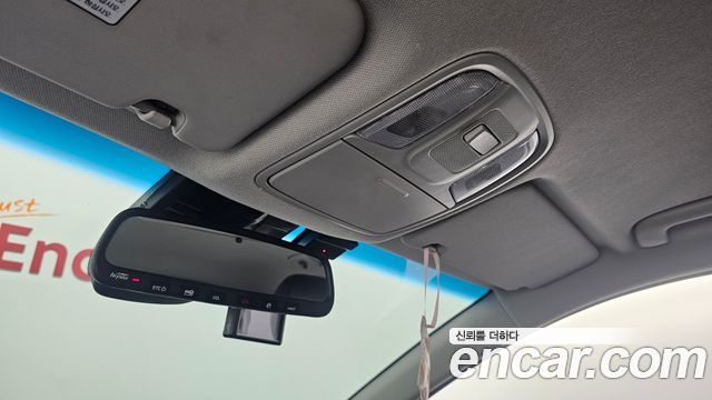 Kia Niro 2019 — photo 17
