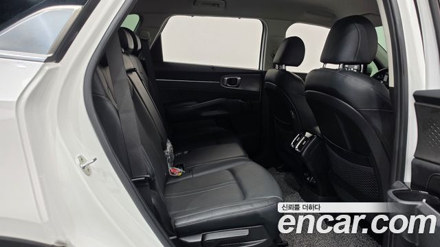 Kia Sorento 2021 — photo 18