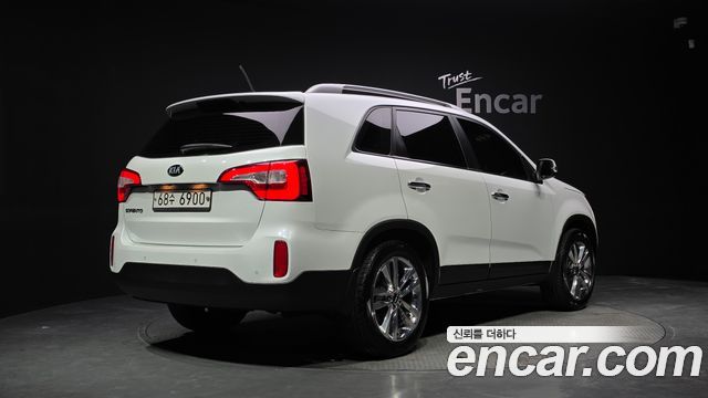 Kia Sorento 2014 — photo 2