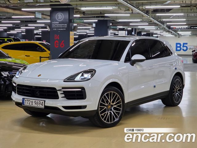Porsche Cayenne 2022 — photo 2