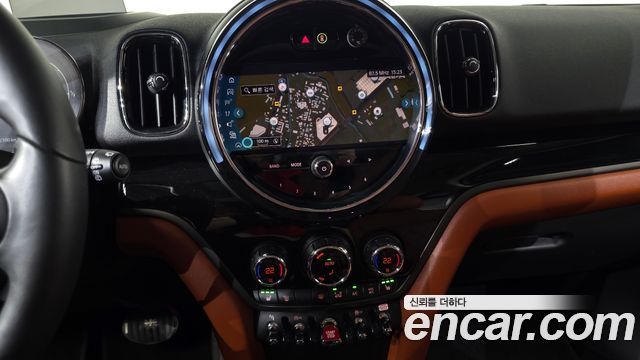 Mini Countryman 2022 — photo 18