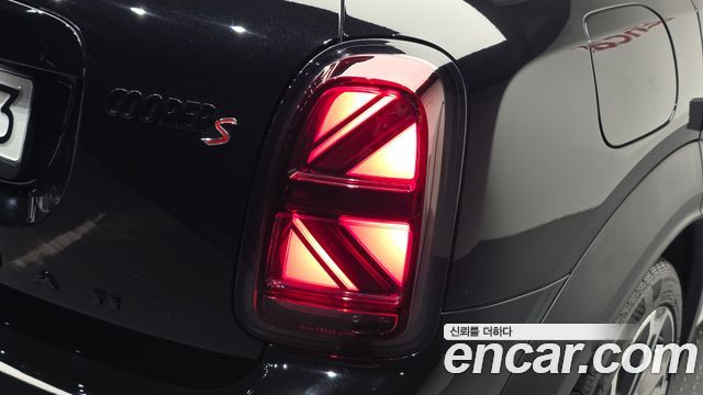 Mini Countryman 2022 — photo 9