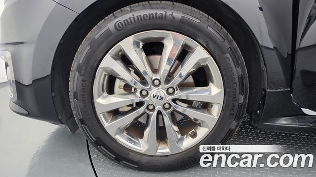 Kia Canival 2018 — photo 5