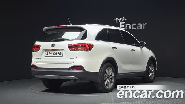 Kia Sorento 2016 — photo 2