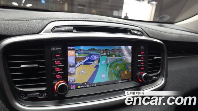 Kia Sorento 2016 — photo 16