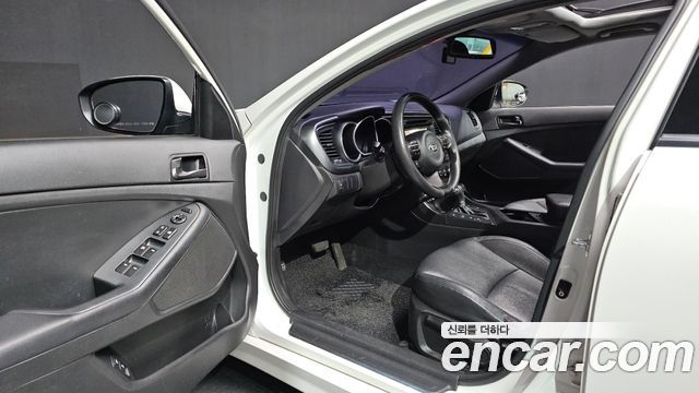 Kia K5 2014 — photo 13