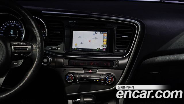 Kia K5 2014 — photo 19