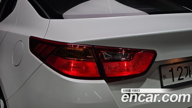 Kia K5 2014 — photo 9