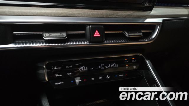 Kia K5 2020 — photo 25