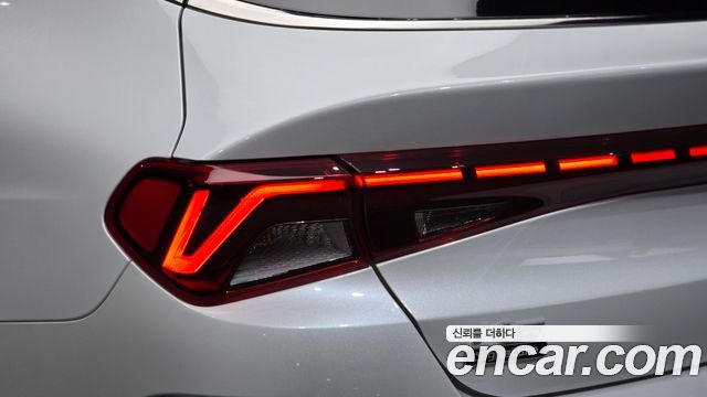 Kia K5 2020 — photo 9