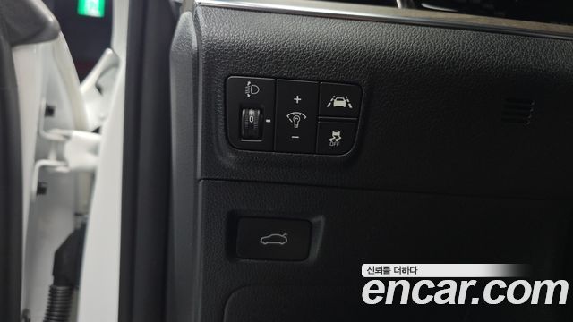 Kia K5 2020 — photo 28
